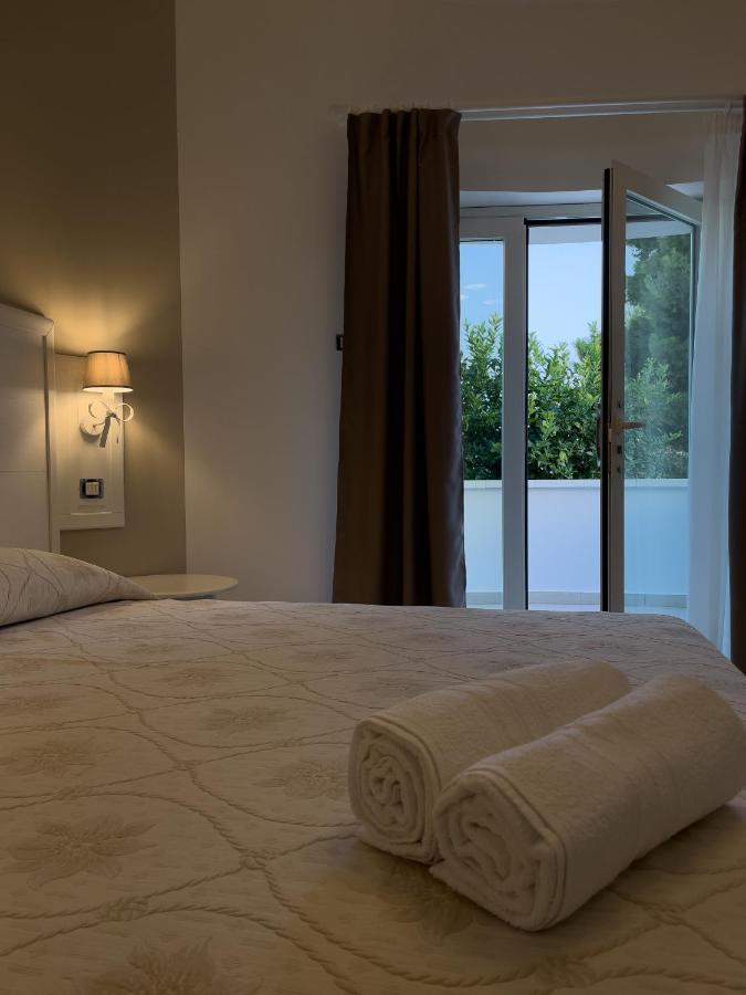 Bed and Breakfast Essenza Massafra Exterior foto